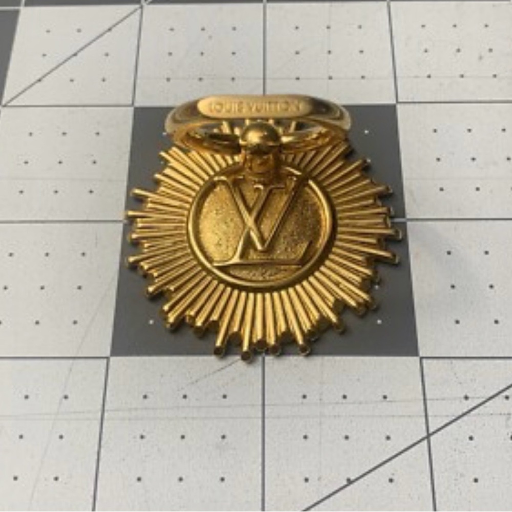 Louis Vuitton Cell Phone ring holder Authentic